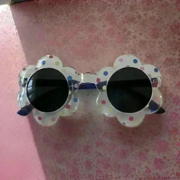 Flower Polka Dot Sunglasses - Picture 1 of 3